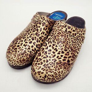 Torpatoffeln Leopard Print Swedish Wooden Clog 40 Cape Clogs Made in Sweden US 9